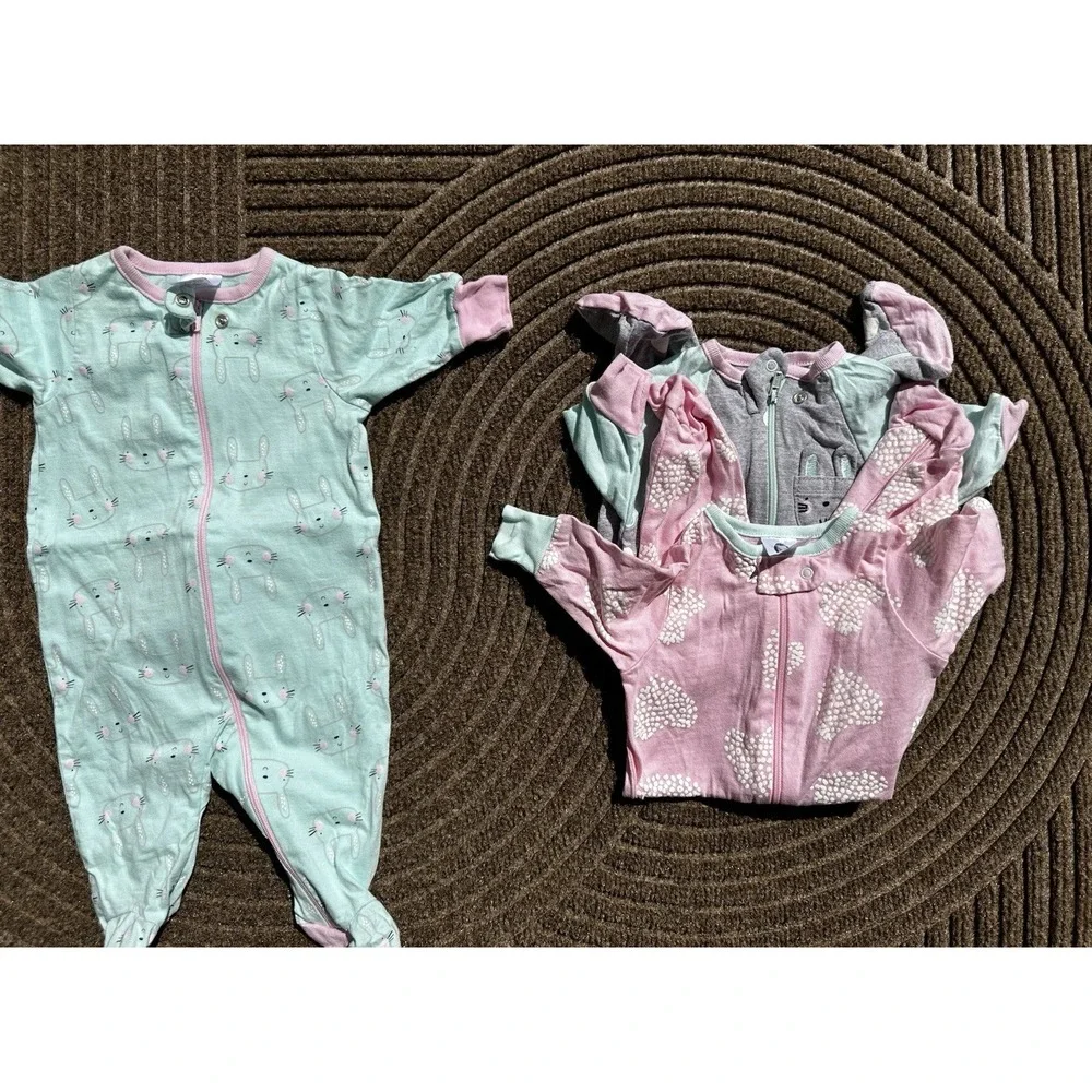 LOT Bundle (21 pieces) Baby girl clothes one piece sets NB 0-3 3-6 6-9 m Paisley